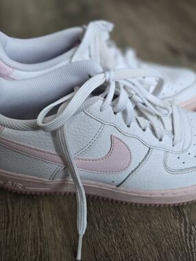Kids White Sneakers with Pink Nikes